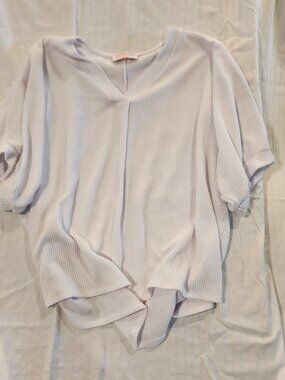 Discount Divas White Waffle Knit Oversized V-Neck Dolman Tee Top Size Medium